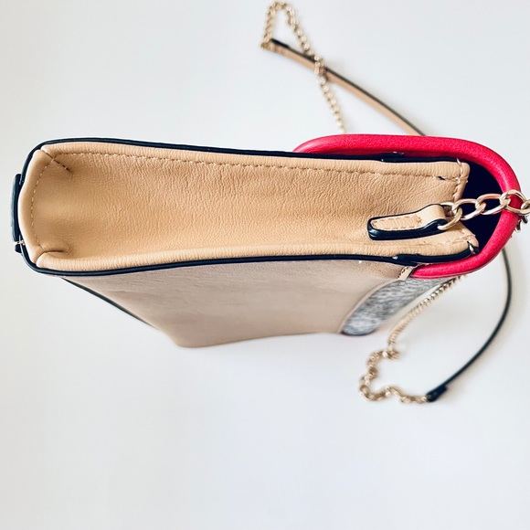 Neiman Markus Rory Clutch - Picture 7 of 12